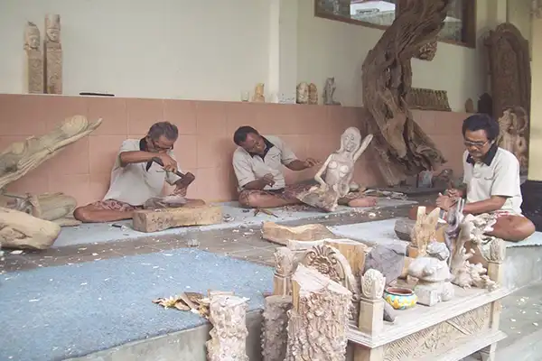 mas wood carving mas wood carving